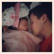 Rocco schmust mit Amelia