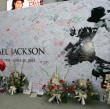Millionen Fans trauerten im Juni um Michael Jackson Millionen Fans trauerten im Juni um Michael Jackson