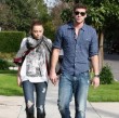Miley Cyrus und Liam Hemsworth halten sich mit Liebesbekundungen noch zurück Miley Cyrus und Liam Hemsworth halten sich mit Liebesbekundungen noch zurück