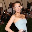 Blake Lively mag angeblich keinen Alkohol trinken