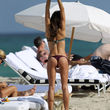 Claudia macht viel Sport, unter anderem Yoga