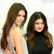 Zusammen mit ihrer Schwester Kendall modelt sie daher auch