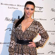 Kim könnte sich eventuell einer Nasen-OP unterzogen haben und die Lippen auffüllen haben lassen Kim könnte sich eventuell einer Nasen-OP unterzogen haben und die Lippen auffüllen haben lassen