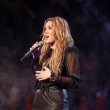 Miley Cyrus, Billy Ray Cyrus - Miley comenzará el tour "Gypsy Heart" que la llevará por los escenarios de  Latinoamérica y Australia