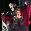 Zum Jubiläum des Musicals trat sie als Vampirdame auf