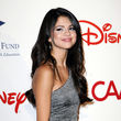Selena Gomez wurde durch die Disney-Serie "Die Zauberer vom Waverly Place" bekannt Selena Gomez wurde durch die Disney-Serie "Die Zauberer vom Waverly Place" bekannt