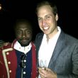 Will.i.am posiert stolz mit Prinz William