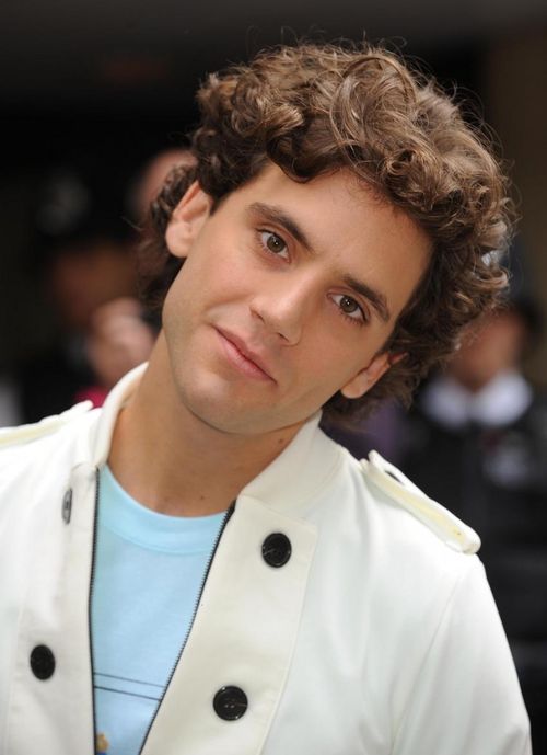Mika, Michael Jackson - Mika hat Schuhe von Michael Jackson geerbt! Mika, Michael Jackson - Mika hat Schuhe von Michael Jackson geerbt!