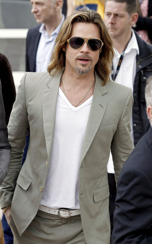 Brad Pitt kam im sommerlichen Style nach Cannes Brad Pitt kam im sommerlichen Style nach Cannes