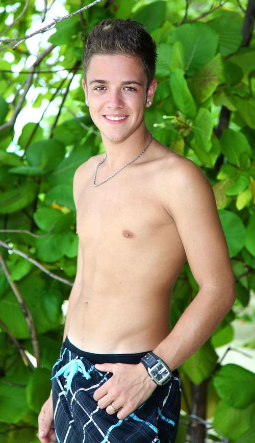 DSDS - Luca Hänni hat sich wie immer souverän geschlagen und ist verdient weiter DSDS - Luca Hänni hat sich wie immer souverän geschlagen und ist verdient weiter