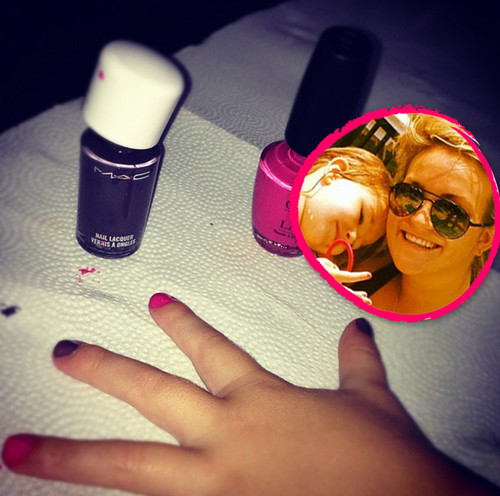 Jamie Lynn Spears Tochter Maddie benutzt schon Nagellack Jamie Lynn Spears Tochter Maddie benutzt schon Nagellack