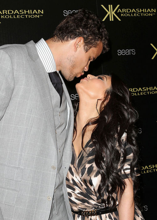 Kim Kardashian, Kourtney Kardashian - Kim Kardashian und ihre GROßE Liebe Kris Humphries geben sich heute endlich das Ja-Wort