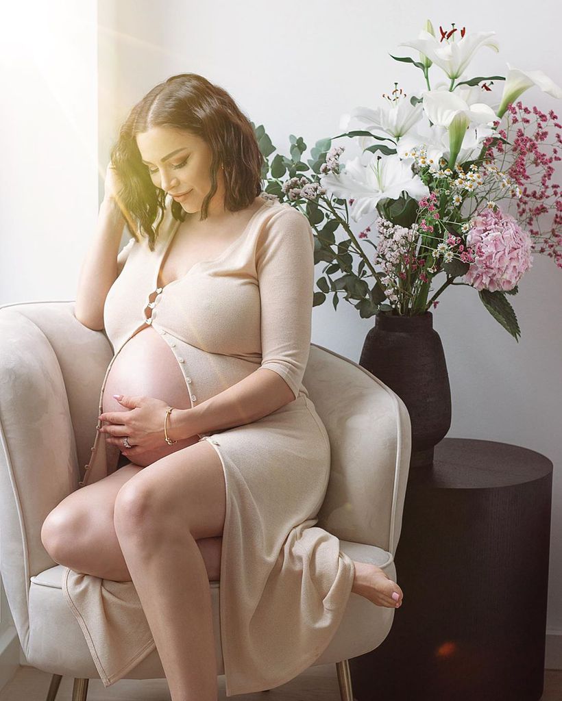 Jordan carver pregnant