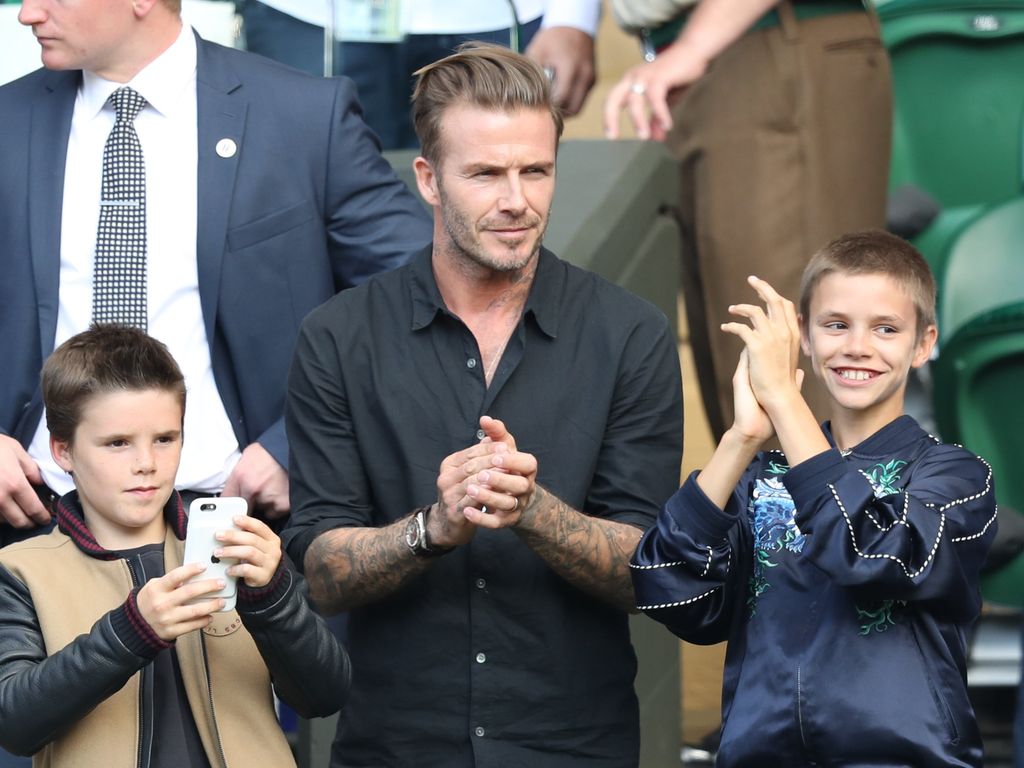 Süße Edelfans David Beckham mit Cruz & Romeo in Wimbledon! Promiflash.de(02)