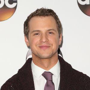 Freddie Stroma Promiflash De freddie stroma promiflash de