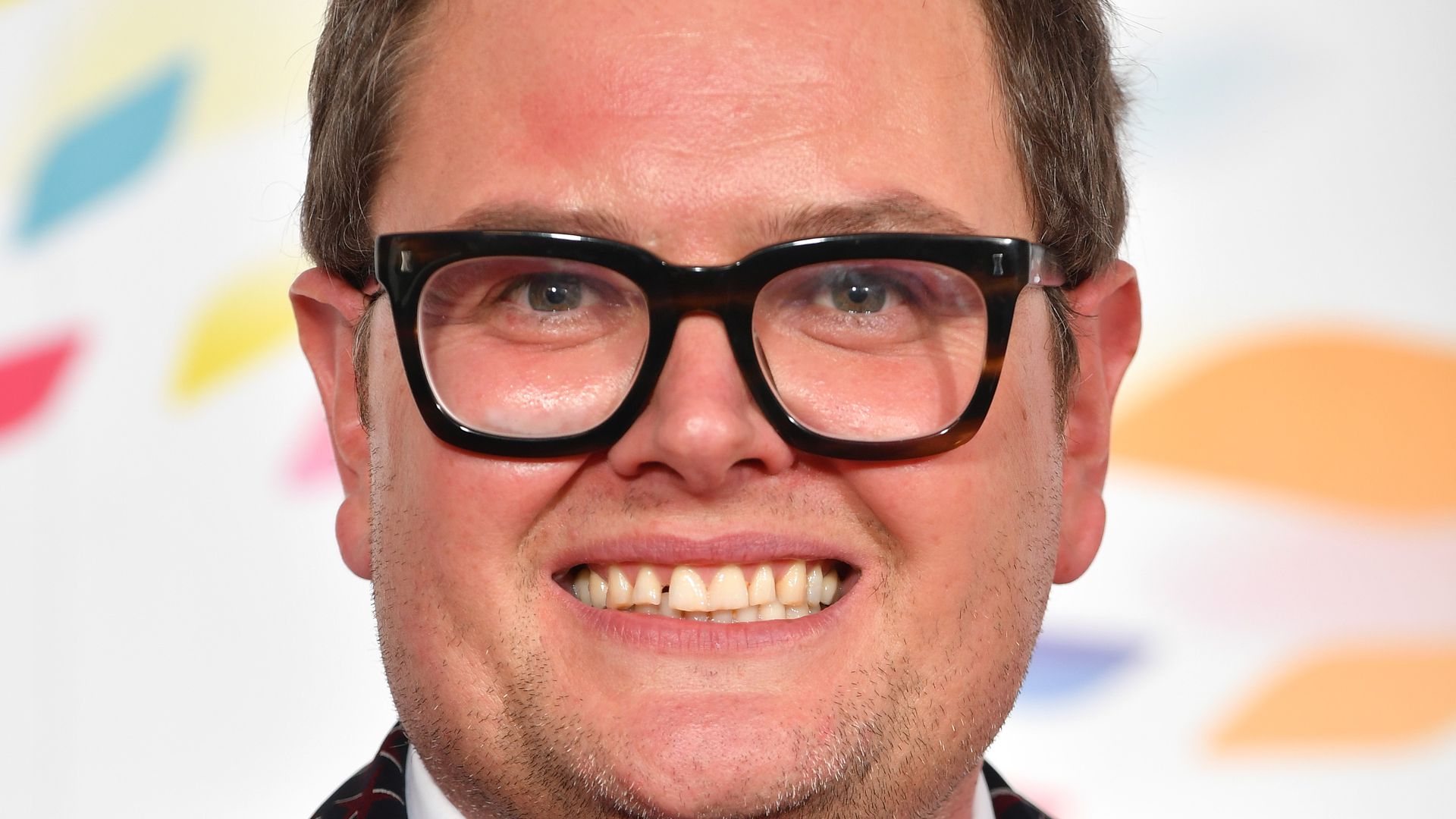 Heimliche Traumhochzeit Comedian Alan Carr hat geheiratet!