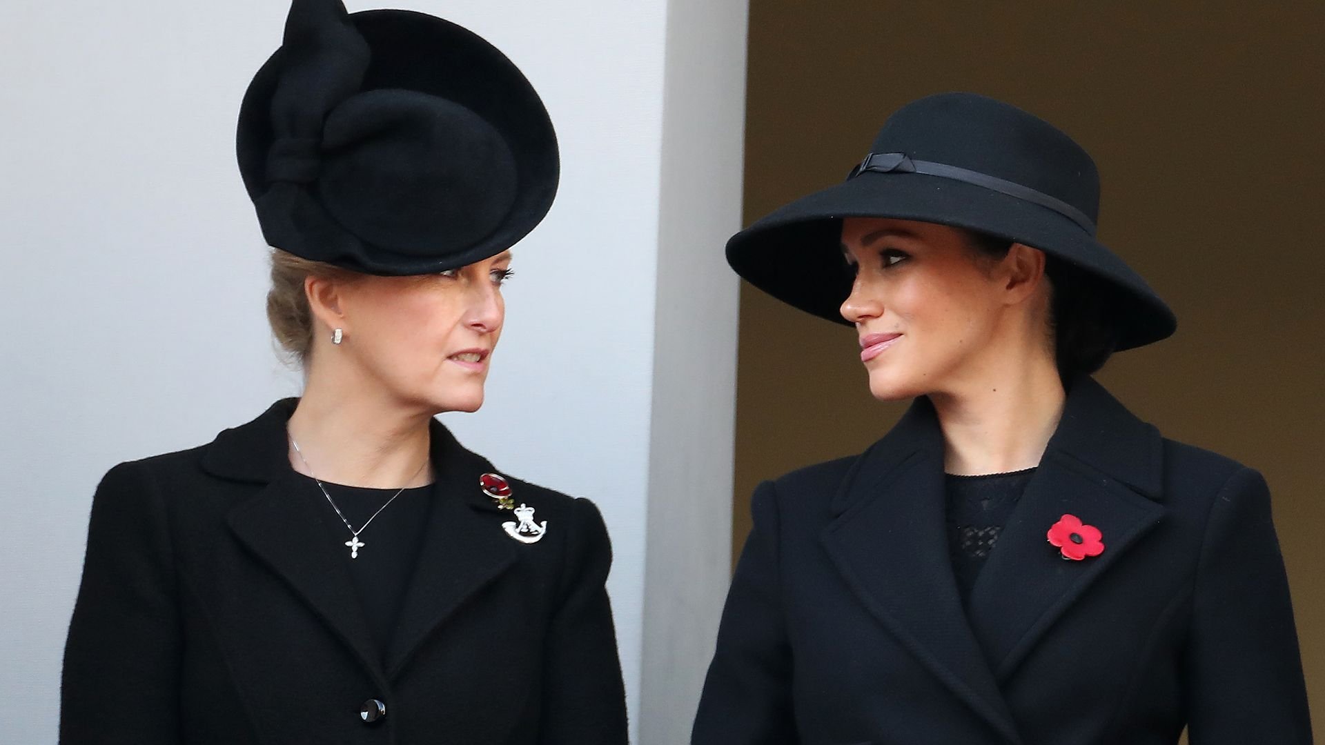 Herzogin-Sophie-muss-nicht-mehr-vor-Herzogin-Meghan-knicksen