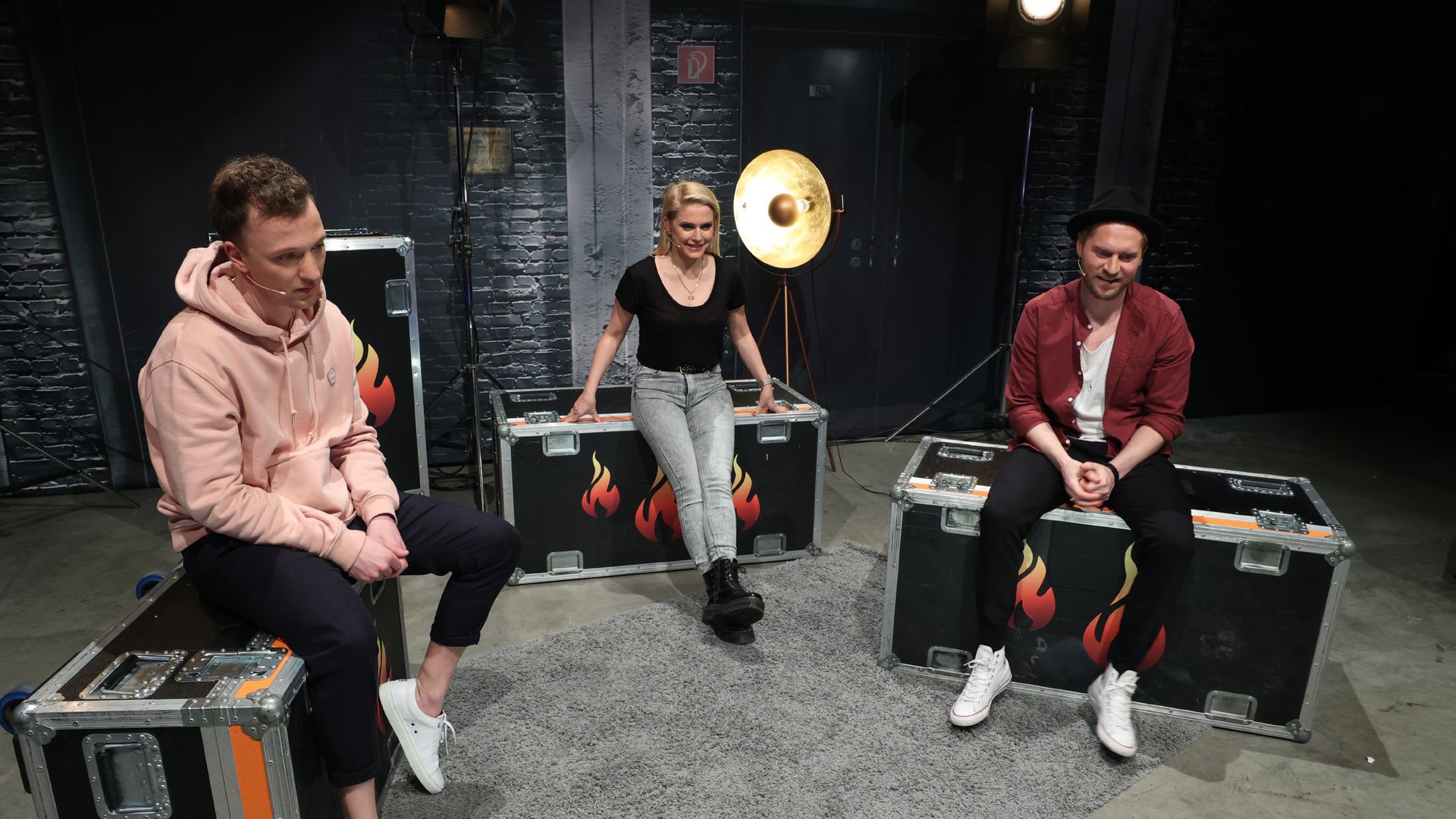 "Sing meinen Song"-Runde: Wer gewinnt "Grill den Henssler"? | Promiflash.de