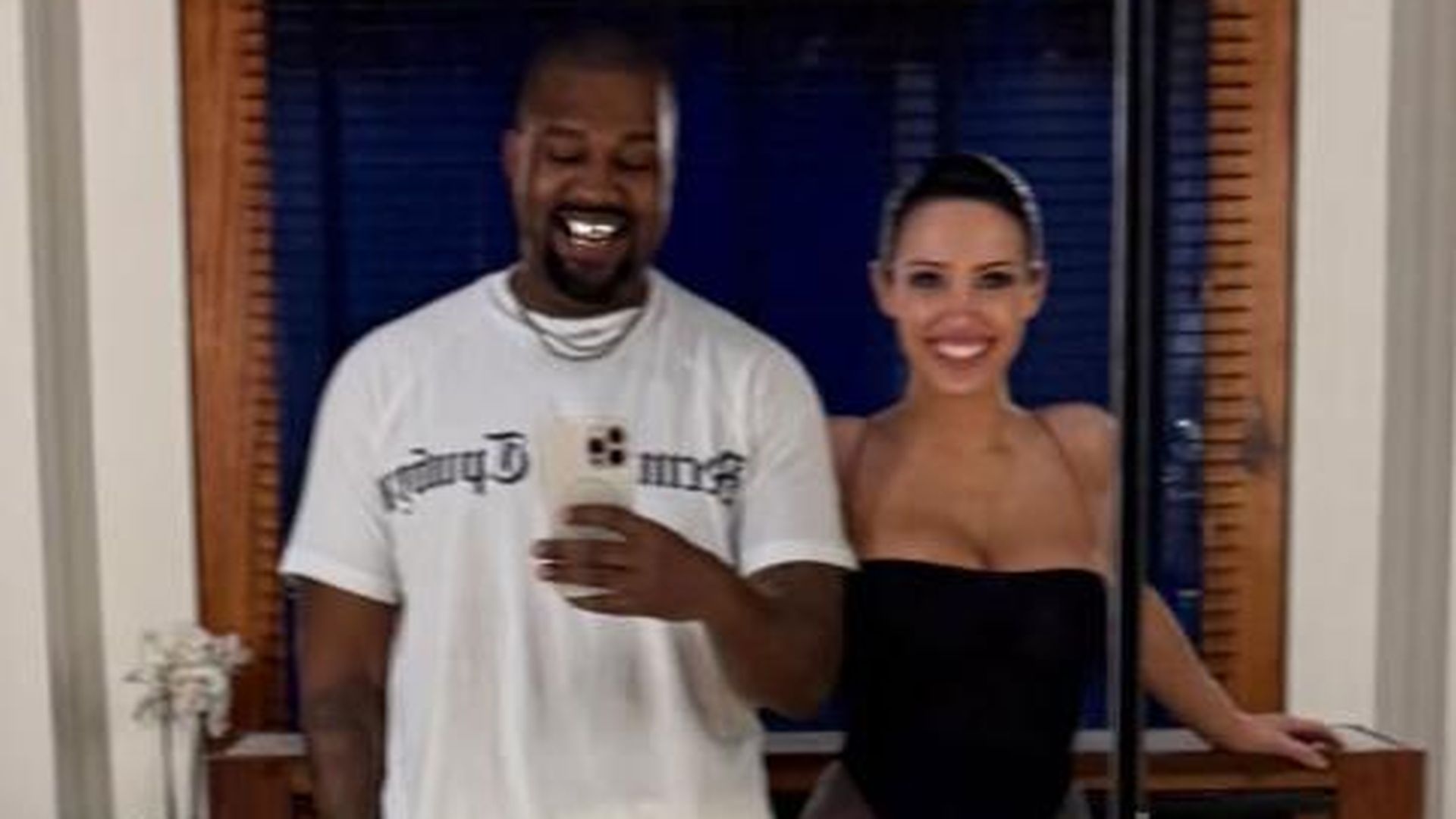 Selten-Kanye-West-und-Bianca-Censori-strahlten-an-Silvester