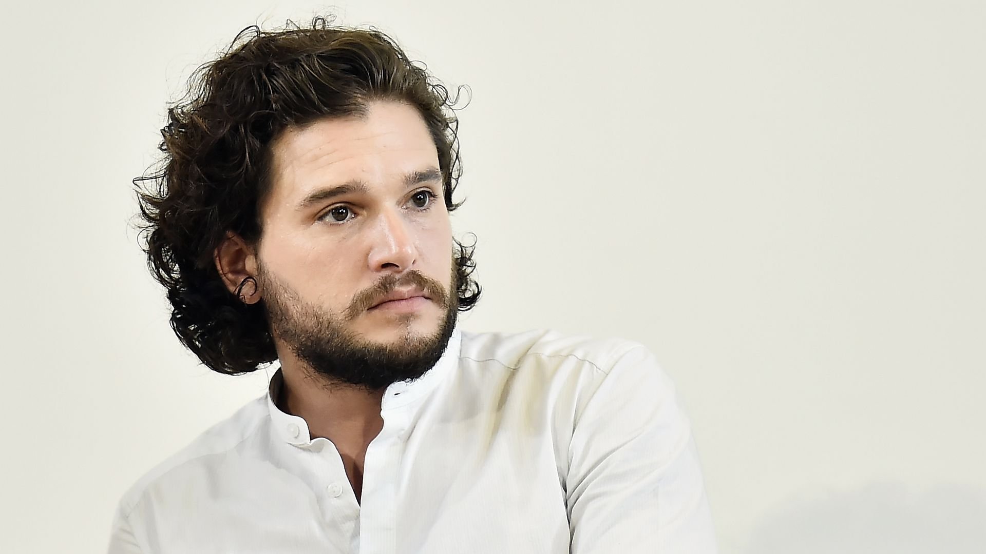 So emotional verabschiedete sich Kit Harington von GoTCrew Promiflash.de
