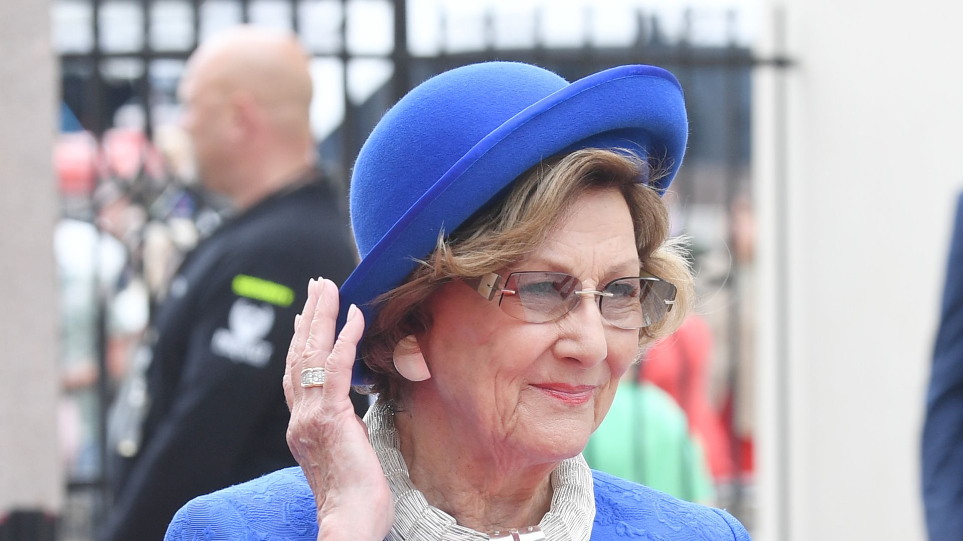 Nach-Atemproblemen-K-nigin-Sonja-nimmt-ersten-Termin-wahr