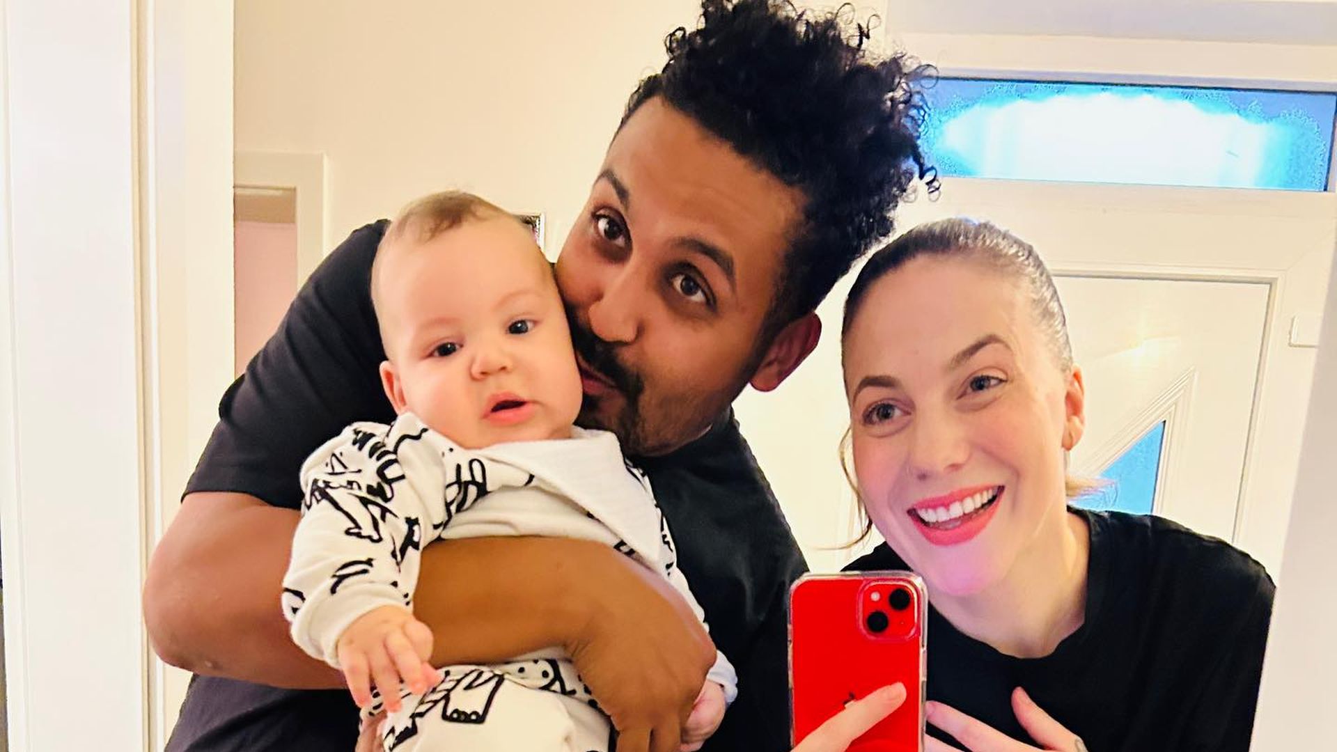 S-ngerin-LaFee-verr-t-den-Namen-ihres-neugeborenen-Sohnes-