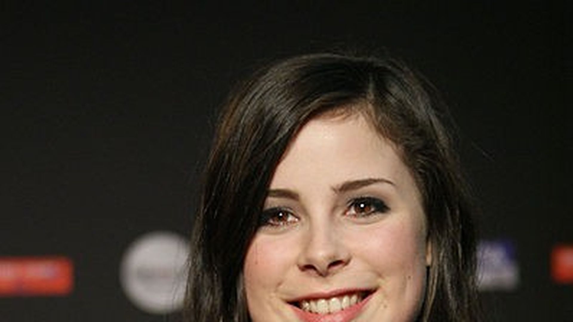 Gewinnerin Lena: Auch nächstes Jahr wieder dabei? | Promiflash.de