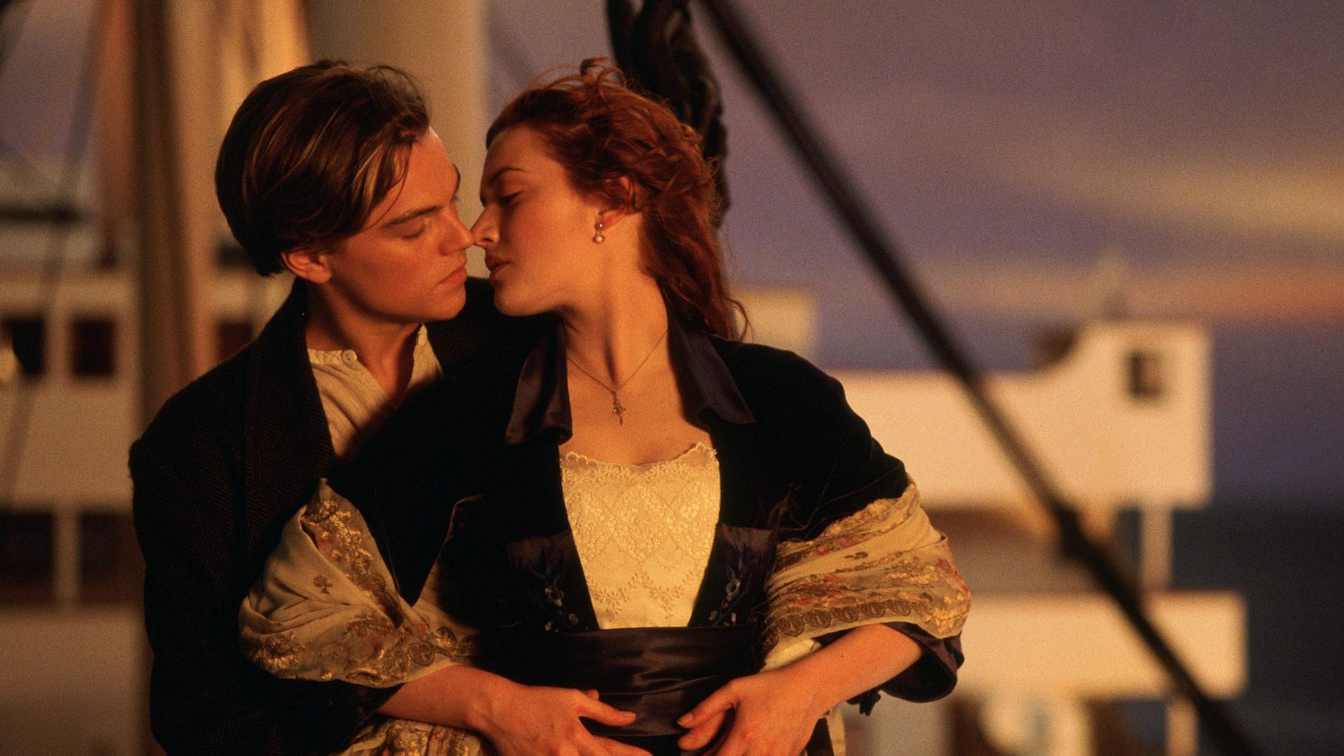 Zehn Fakten Zu Titanic Kate Winslet Begrusste Leo Nackt Promiflash De