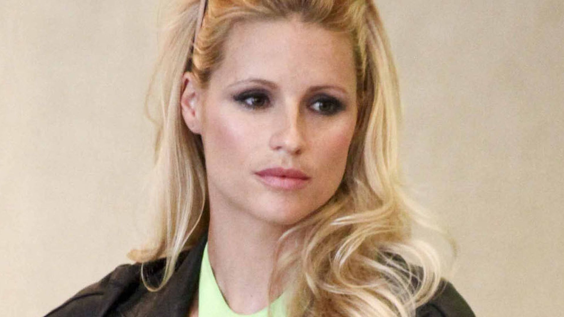 Michelle Hunziker spricht über Supertalent-Unfall | Promiflash.de