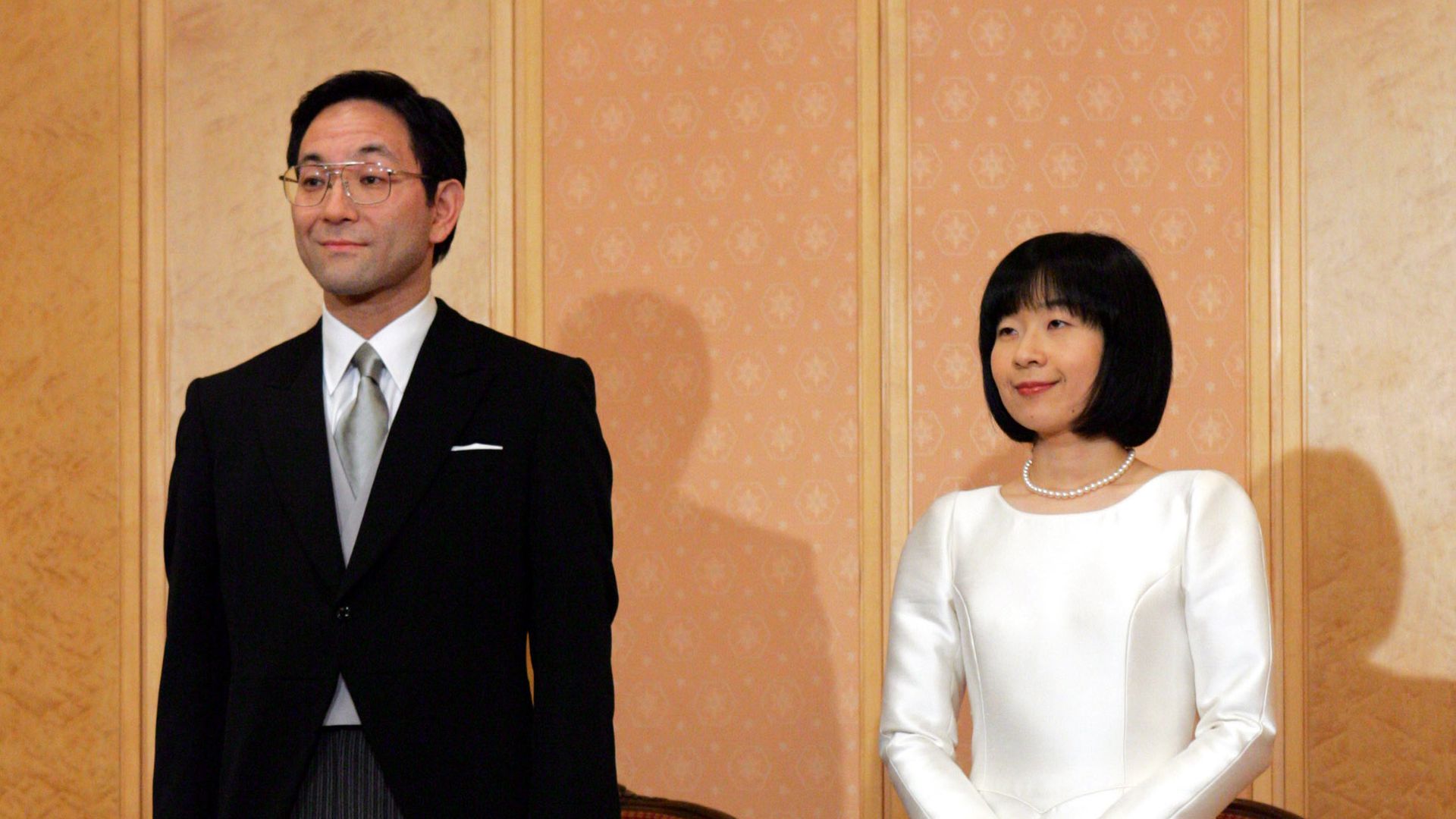 Bald Auch Harry Diese Royals Gaben Fur Die Liebe Titel Auf Promiflash De