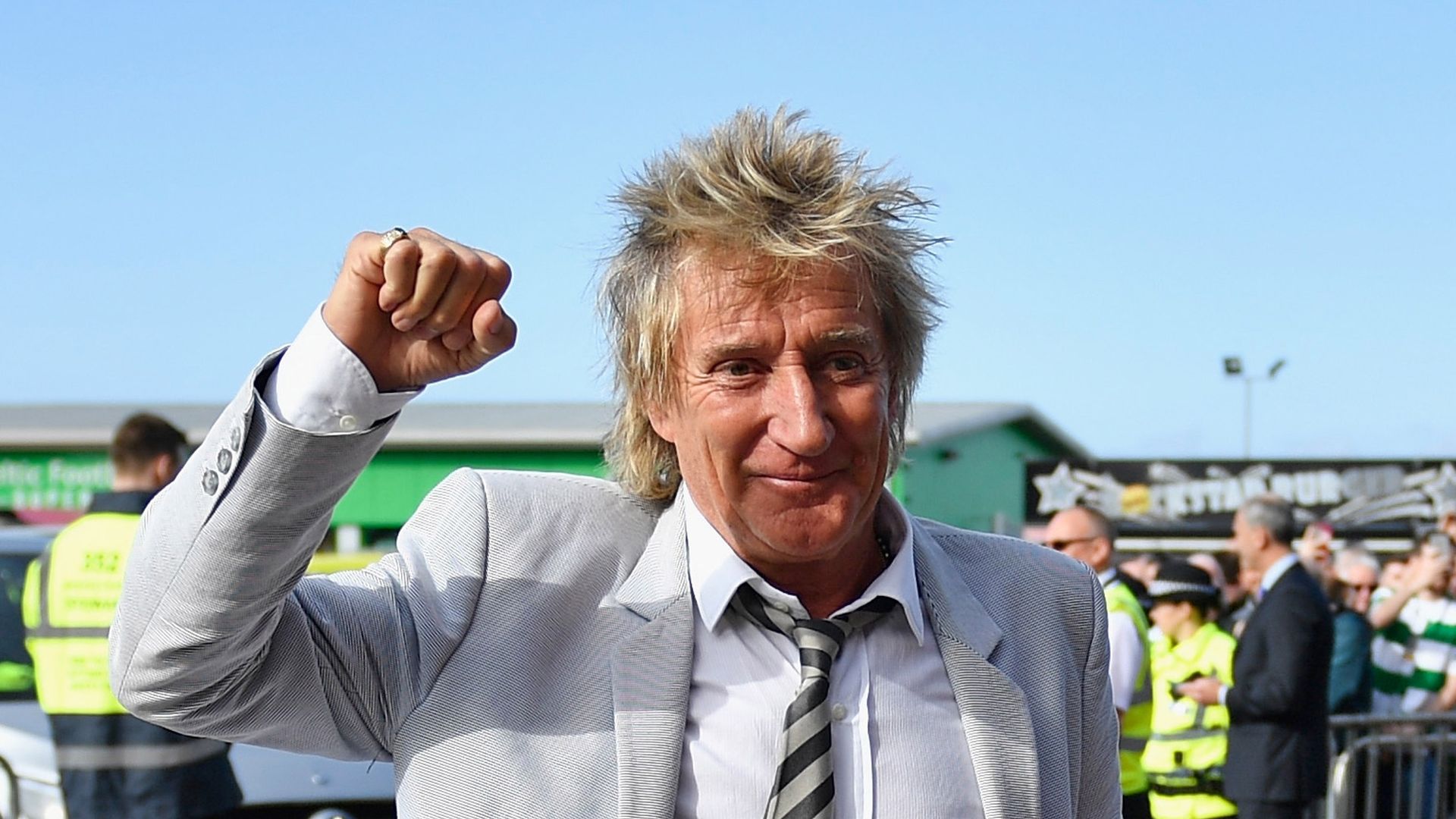 Doppelter Familienzuwachs Rod Stewart bald dreifacher Opa!