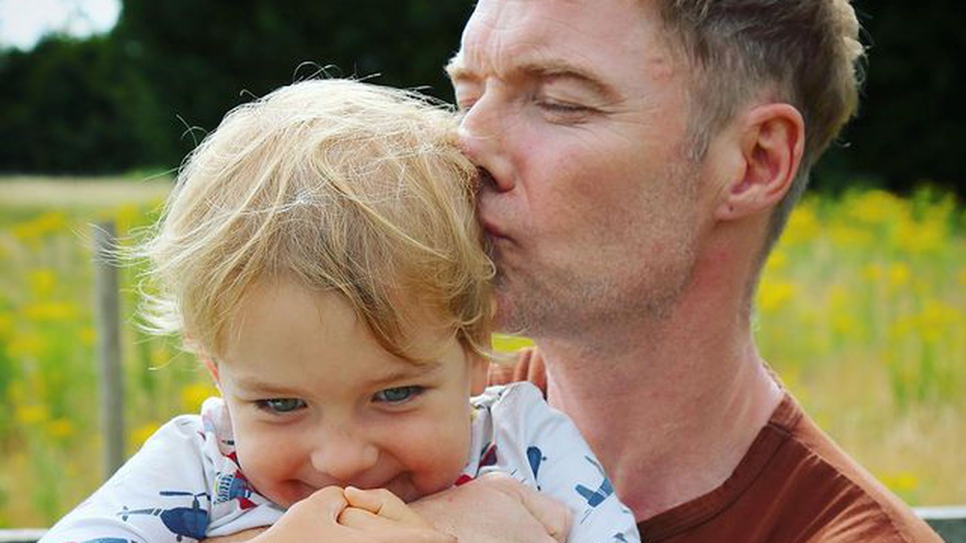 Ronan Keating ist Sohn Cooper liegt im Krankenhaus