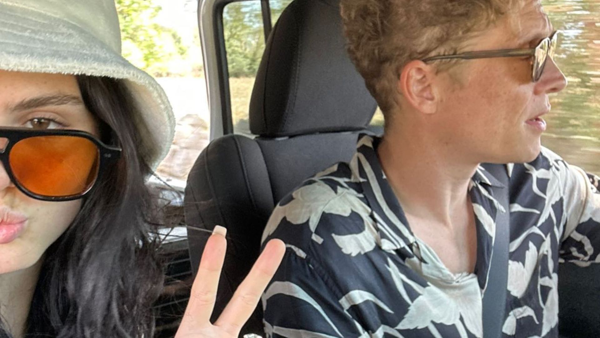 Matthias-Schweigh-fer-und-seine-Ruby-genie-en-ihren-Urlaub