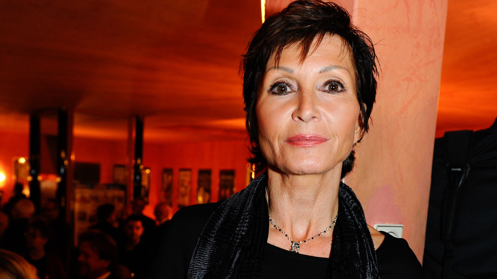 Metastasenfrei! Schauspielerin Susanne Uhlen besiegt Krebs Promiflash.de