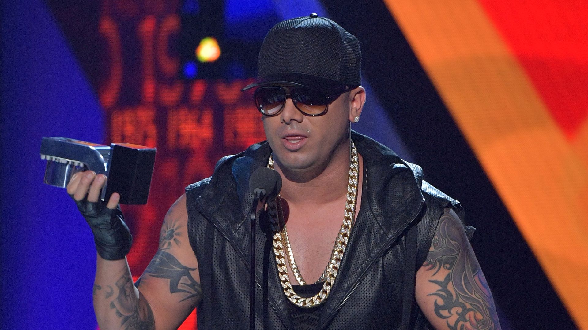 Tragischer Todesfall: Rapper trauert um 1 Monat altes Baby | Promiflash.de