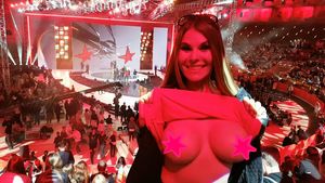 lust nackt skandal gntm finale aische pervers zeigt ihre brueste lust nackt skandal gntm finale aische pervers zeigt ihre brueste