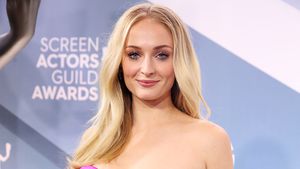 Sophie Turner Promiflash.de