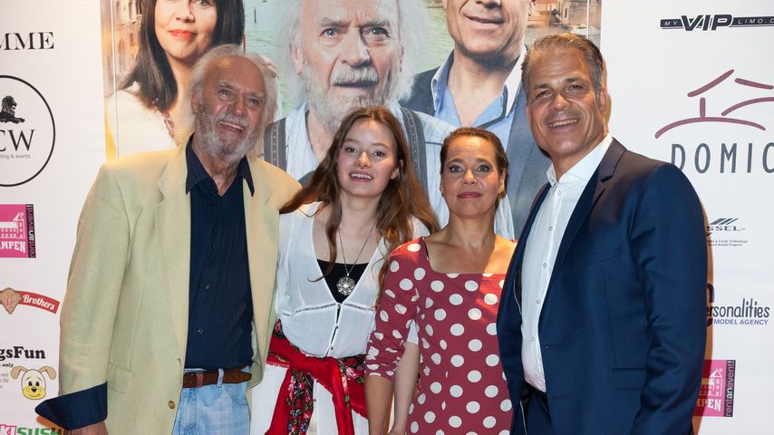 Achim Wolff, Nastassja Revvo, Astrid Kohrs und Karsten Specker (v.l.n.r.)