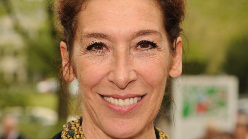 Adele Neuhauser