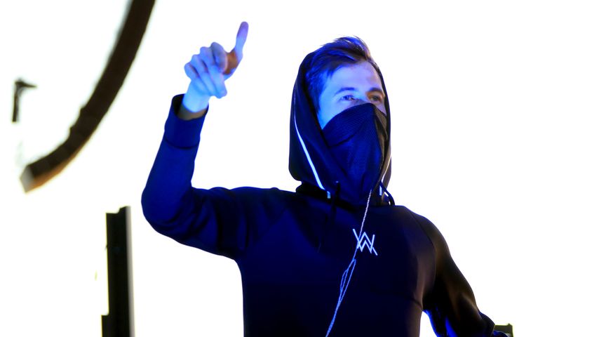 Darum trennt sich Alan Walker vorerst nicht von seiner Maske