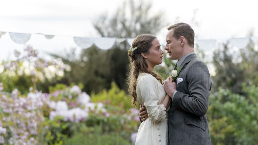 Alicia Vikander und Michael Fassbender in einer Szene von " The Light Between Oceans"