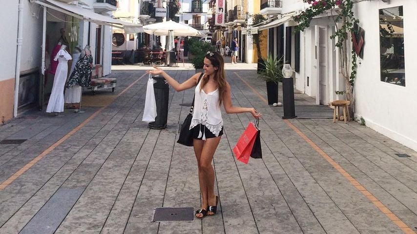 Alisa Persch auf Shoppingtour in Ibiza