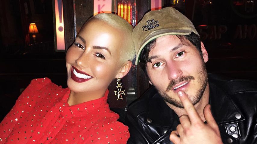 Amber Rose und Valentin Chmerkovskiy auf einem Selfie von 2016