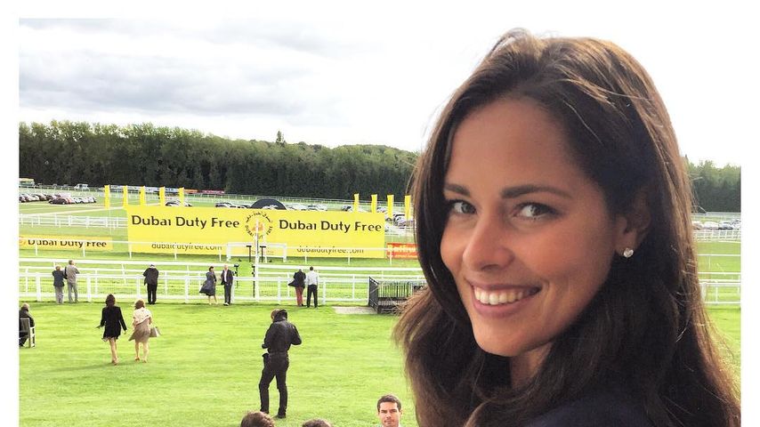 Ana Ivanovic bei einem Pferderennen in Newbury