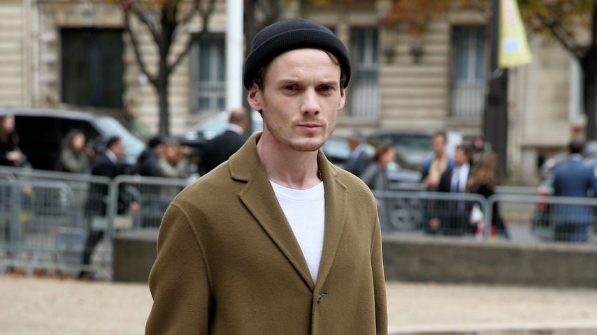 Anton Yelchin bei der "Miu Miu"-Show 2015 in Paris