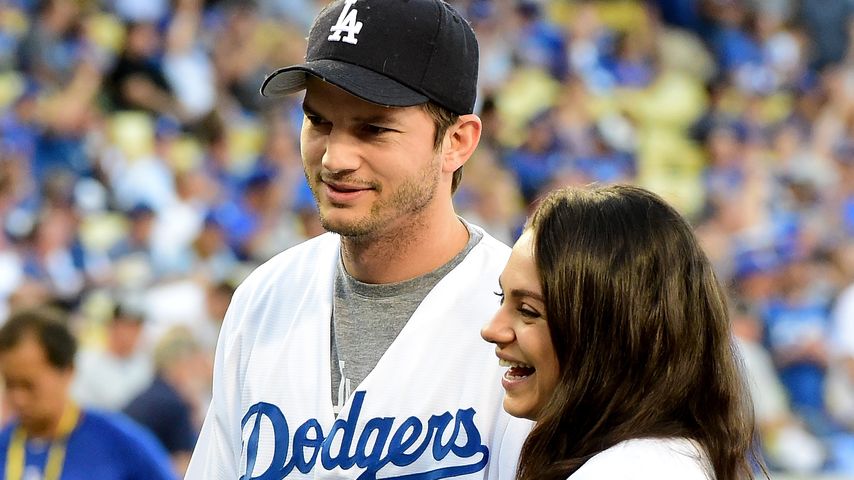 Ashton Kutcher und Mila Kunis beim Baseball in Los Angeles
