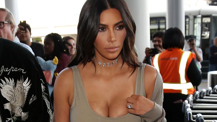 Kim Kardashian am Flughafen von Los Angeles