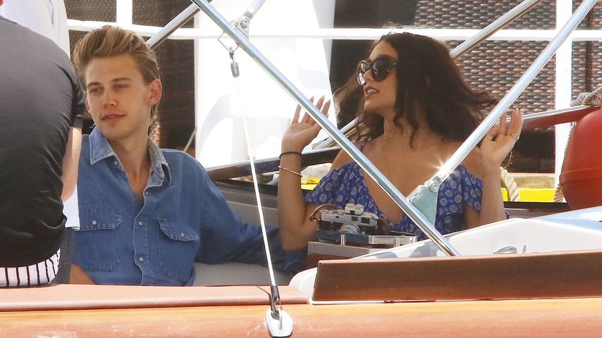 Austin Butler und Vanessa Hudgens auf einer Bootstour