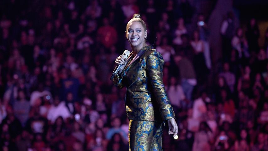 Beyonce auf der Bühne des "Tidal X: 1015"-Events in New York