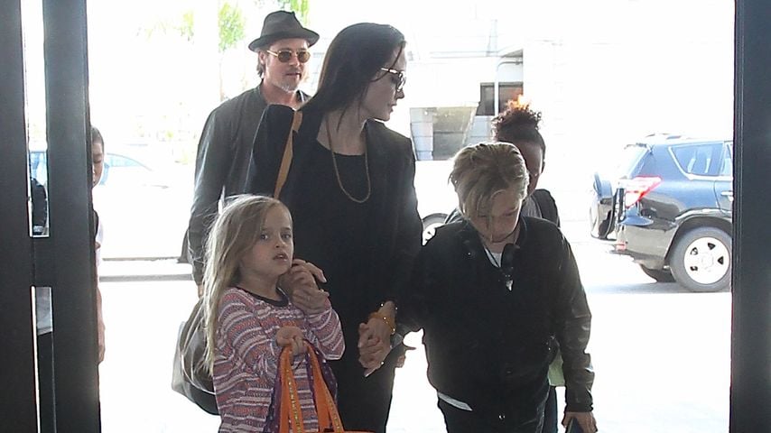 Angelina Jolie, Brad Pitt, Shiloh Jolie-Pitt, Zahara Marley Jolie-Pitt und Vivienne Jolie-Pitt